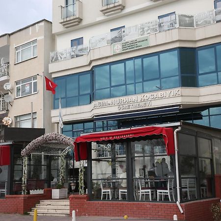 Asim Ve Nurhan Kocabiyik Oegretmenevi Provincia di Provincia di Istanbul Esterno foto